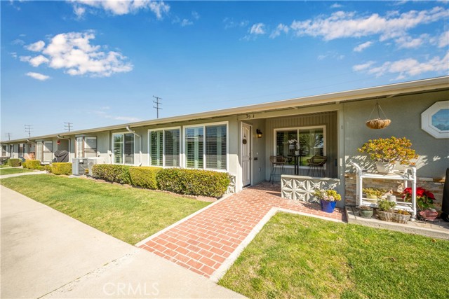 Detail Gallery Image 1 of 1 For 13265 Del Monte Dr #35I,  Seal Beach,  CA 90740 - 2 Beds | 1 Baths