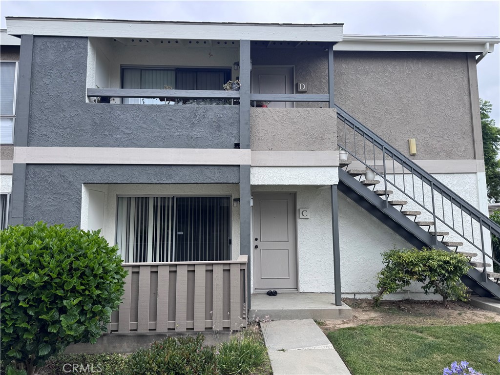 2871 S Fairview #C
