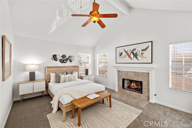 Detail Gallery Image 14 of 28 For 2563 Orange Ave #C,  Costa Mesa,  CA 92627 - 3 Beds | 2/1 Baths