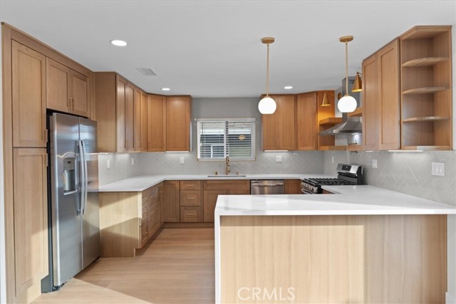 Detail Gallery Image 10 of 32 For 23217 Anza Ave, Torrance,  CA 90505 - 4 Beds | 3 Baths