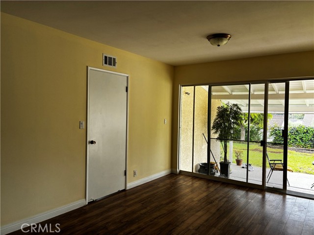 Detail Gallery Image 10 of 20 For 1520 Melody Ln, Fullerton,  CA 92831 - 3 Beds | 2 Baths