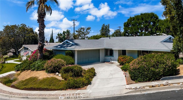 641 Casa Blanca Drive, Fullerton CA: https://media.crmls.org/medias/250eeebf-0ca2-41f3-8e2a-9351009f900d.jpg