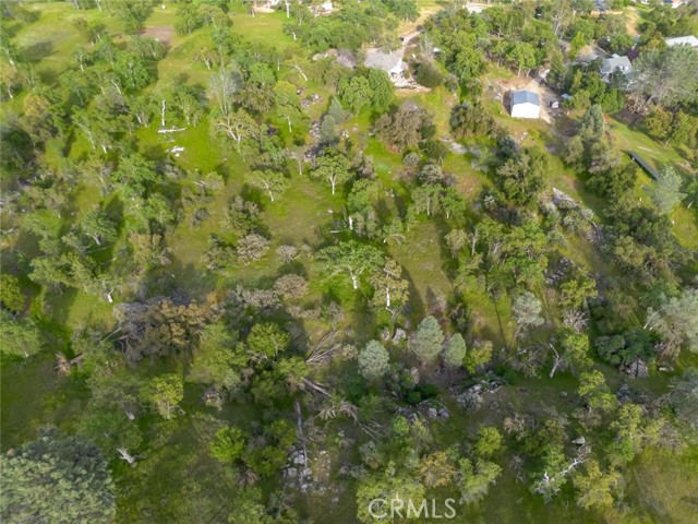 41797 River Knolls Way, Coarsegold CA: https://media.crmls.org/medias/250f52d8-8ac9-4fb6-9b69-ab38876625e1.jpg