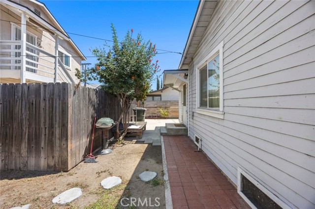 124 N Princeton Avenue, Fullerton CA: https://media.crmls.org/medias/250fd283-3022-4caa-ad0d-f50d482e77ec.jpg