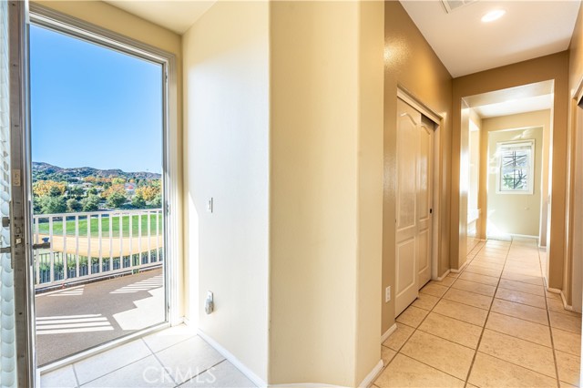 Detail Gallery Image 25 of 69 For 26815 Pine Cliff Pl, Valencia,  CA 91381 - 5 Beds | 4/1 Baths