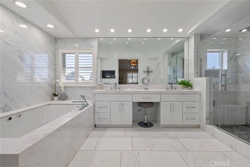 MLS #OC26103273 image #14