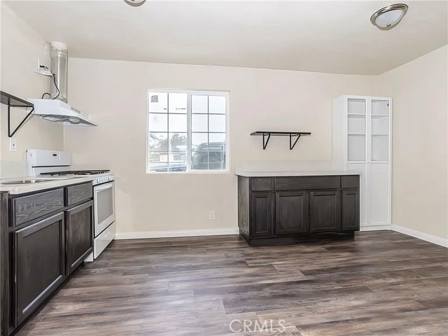 Detail Gallery Image 6 of 12 For 12971 Montford St, Pacoima,  CA 91331 - 1 Beds | 1 Baths