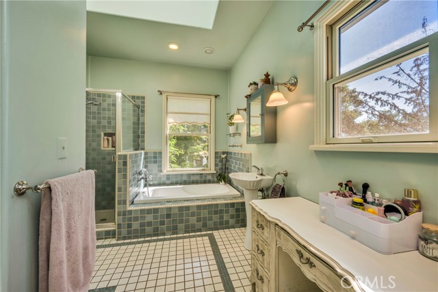 Detail Gallery Image 30 of 52 For 16932 Spruce Grove Rd, Hidden Valley Lake,  CA 95467 - 3 Beds | 2/1 Baths