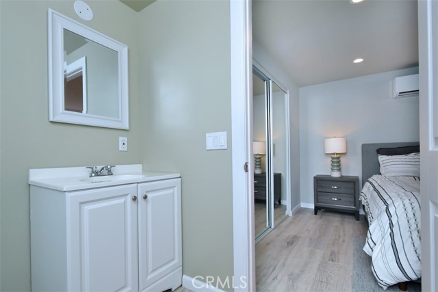 Detail Gallery Image 11 of 16 For 5726 Halbrent #5726,  Sherman Oaks,  CA 91411 - 0 Beds | 1 Baths