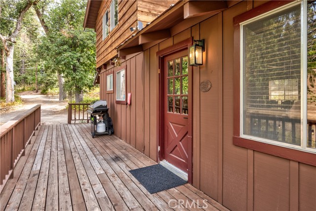 Detail Gallery Image 8 of 31 For 44800 Mountain Meadow Road, Oakhurst,  CA 93644 - 2 Beds | 1 Baths