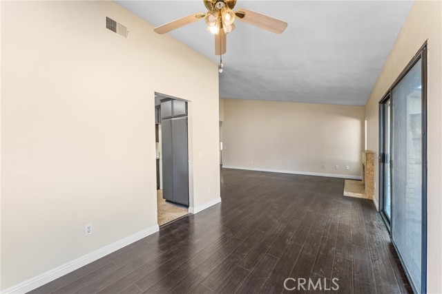 Detail Gallery Image 10 of 40 For 2395 Marigold St, San Bernardino,  CA 92407 - 4 Beds | 2 Baths