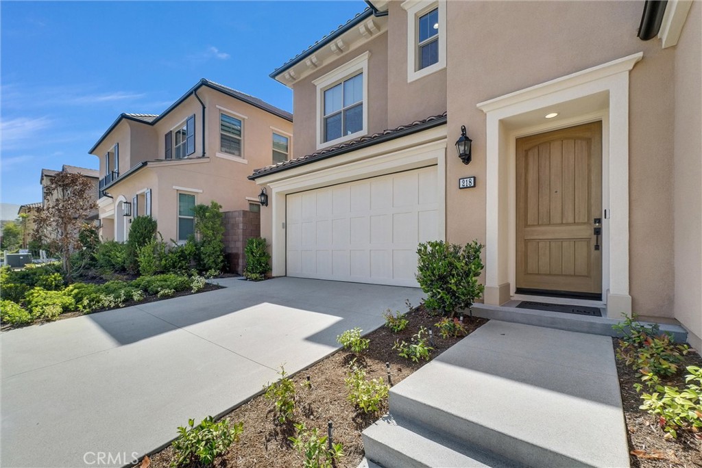 2513c160 9151 400d B28c 3e760280f8d1