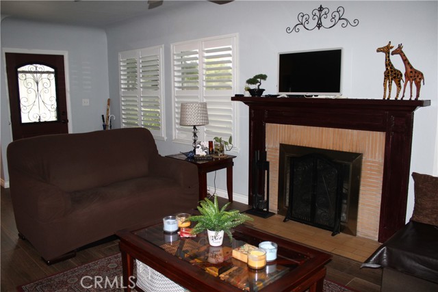 Detail Gallery Image 13 of 40 For 312 W I, Ontario,  CA 91762 - 3 Beds | 2/1 Baths