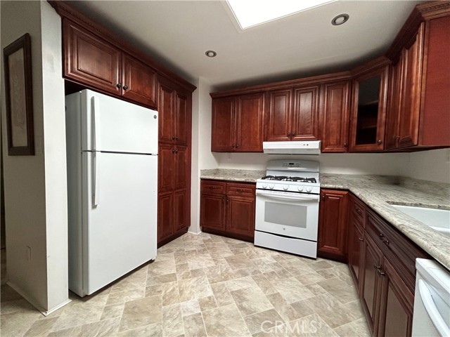 Detail Gallery Image 10 of 61 For 1525 W Oakland Ave #98,  Hemet,  CA 92543 - 2 Beds | 2 Baths