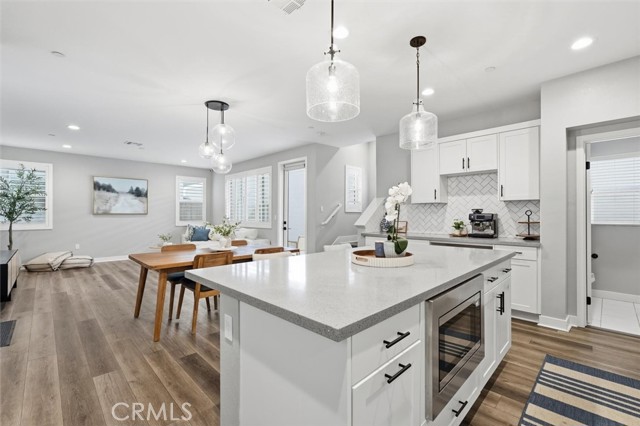 Detail Gallery Image 11 of 59 For 2144 Swallowtail Walk, Gardena,  CA 90249 - 4 Beds | 2/2 Baths