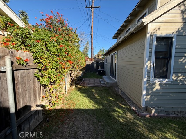 Detail Gallery Image 13 of 14 For 547 E Jefferson, Orange,  CA 92866 - 2 Beds | 1 Baths