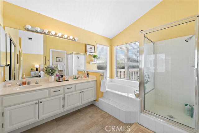 10 Cambridge Court, Coto de Caza CA: https://media.crmls.org/medias/2515ce28-0133-4491-b28d-17908613bac9.jpg