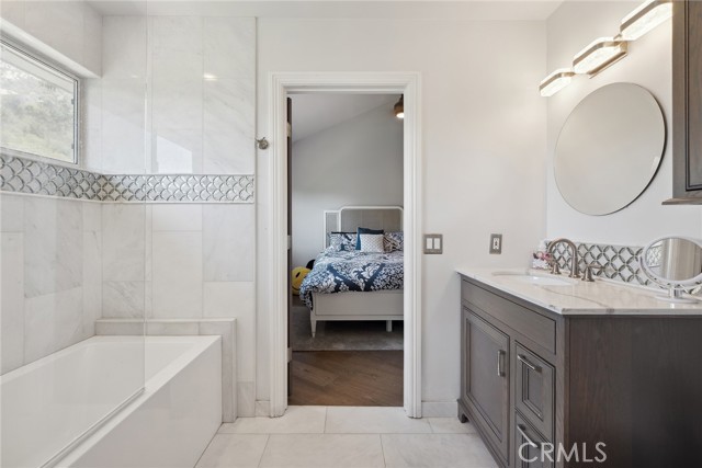 24311 Sylvan Glen Road, Calabasas CA: https://media.crmls.org/medias/251610a4-4832-4c46-8e87-493e9ed4682f.jpg