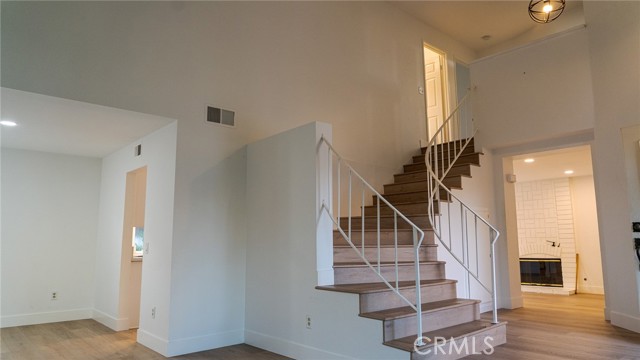 Detail Gallery Image 9 of 36 For 21 Fillmore, Irvine,  CA 92620 - 4 Beds | 2/1 Baths