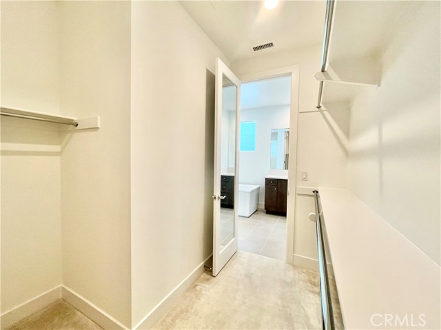 Detail Gallery Image 23 of 40 For 27533 Elderberry Dr, Valencia,  CA 91381 - 5 Beds | 5/1 Baths