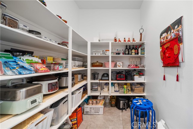 Detail Gallery Image 35 of 73 For 8826 Justify Dr, Rancho Cucamonga,  CA 91701 - 5 Beds | 5/1 Baths