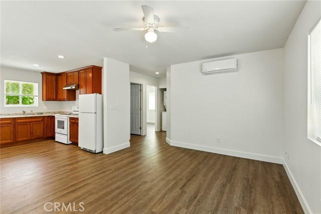 4041 57TH STREET, Sacramento CA: https://media.crmls.org/medias/2517425e-9177-4e62-b711-1f9fc82415e1.jpg