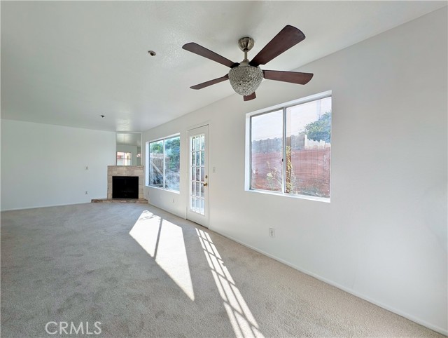 9235 Woodman Avenue, Arleta CA: https://media.crmls.org/medias/25177dbd-abd7-472f-8888-e34ae92f28e2.jpg