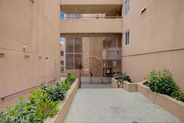 Image 3 for 918 W College St #207, Los Angeles, CA 90012