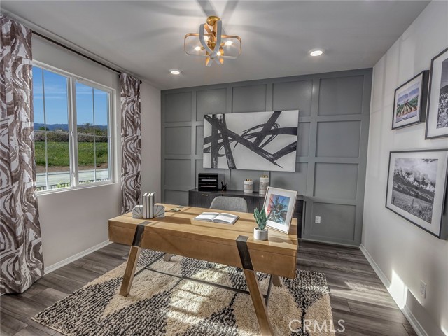 Detail Gallery Image 12 of 21 For 1048 Lumia Cir, Redlands,  CA 92374 - 5 Beds | 3/1 Baths