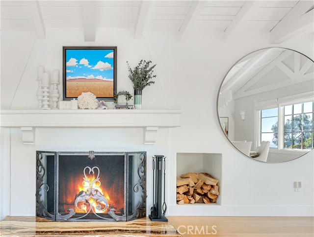 802 Rembrandt Drive, Laguna Beach CA: https://media.crmls.org/medias/251843c0-0e9b-41a1-9e65-6ced1e0728f8.jpg