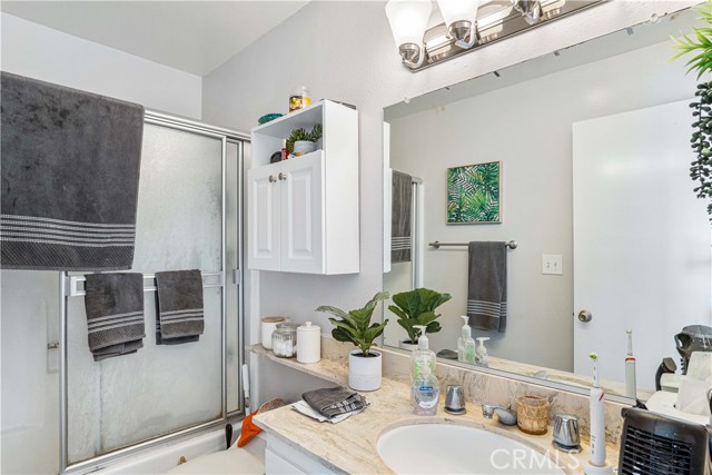 555 Esplanade, Redondo Beach, California 90277, 3 Bedrooms Bedrooms, ,3 BathroomsBathrooms,Residential,Sold,Esplanade,SB22021608