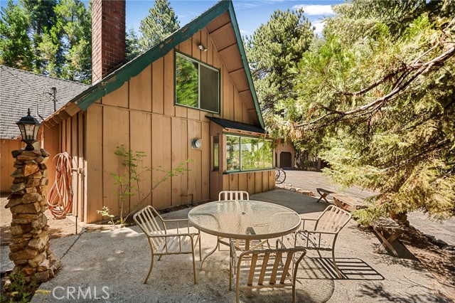 Detail Gallery Image 34 of 40 For 31413 Overhill Dr, Running Springs,  CA 92382 - 5 Beds | 2 Baths