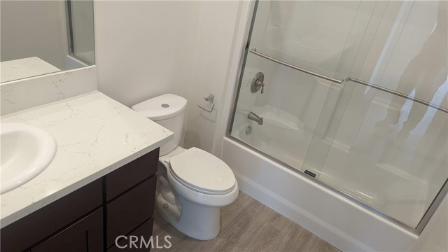 Detail Gallery Image 17 of 21 For 15115 Logos Ct, North Hills,  CA 91343 - 3 Beds | 3 Baths