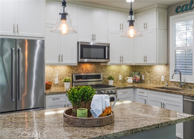 Detail Gallery Image 7 of 39 For 88 Capricorn, Irvine,  CA 92618 - 2 Beds | 2 Baths