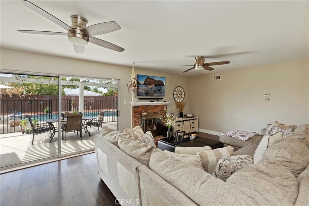 MLS #IV25224947 image #9