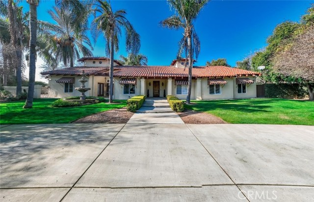 9172 Frontier Street, Hanford CA: https://media.crmls.org/medias/2519ce33-5af2-4863-968e-90cf1a4cc064.jpg
