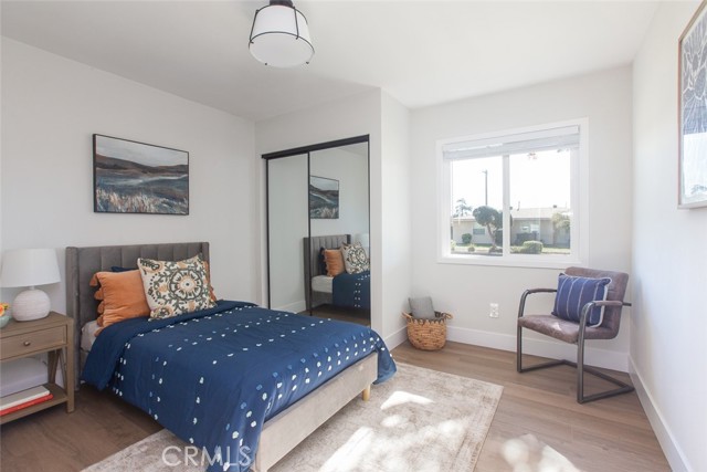417 W Leeside, Glendora CA: https://media.crmls.org/medias/2519d8f1-f001-465f-a23d-f3c4a78f0aef.jpg