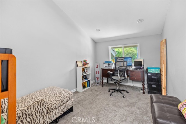 27215 Stagewood Court, Laguna Hills CA: https://media.crmls.org/medias/251a0c9e-b799-4ae8-b746-ffe737382663.jpg