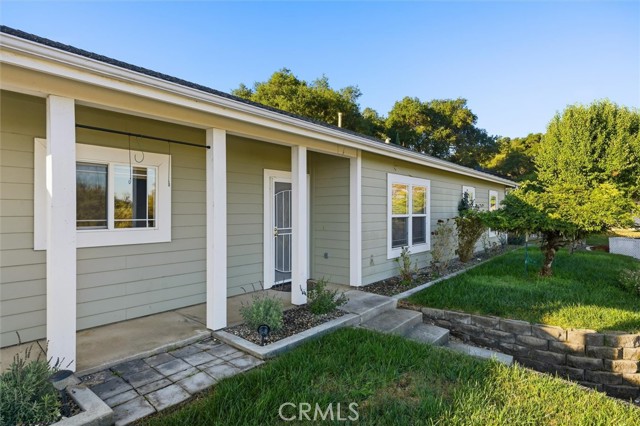 3856 Orillas Way, Atascadero CA: https://media.crmls.org/medias/251a0d3c-db30-4b3b-988e-547f90e01ac4.jpg