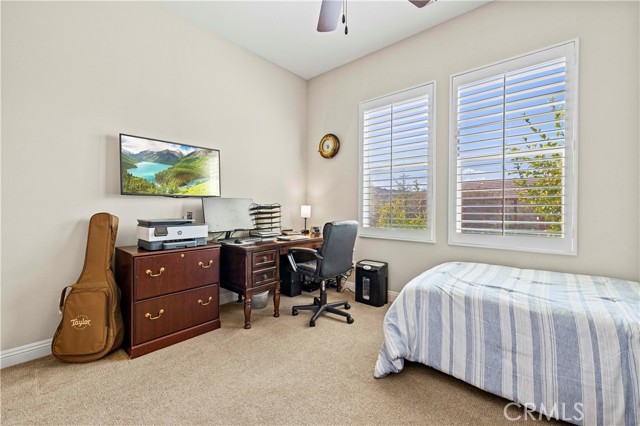 Detail Gallery Image 41 of 68 For 15905 Mandalay Rd, Canyon Country,  CA 91387 - 4 Beds | 3/1 Baths