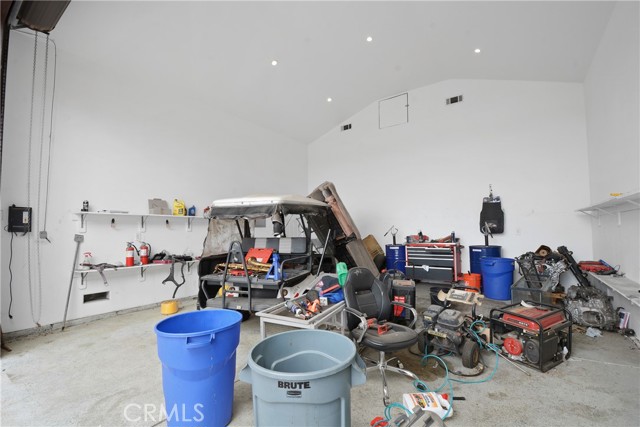 Detail Gallery Image 32 of 33 For 9261 Cedar, Bellflower,  CA 90706 - 5 Beds | 3 Baths