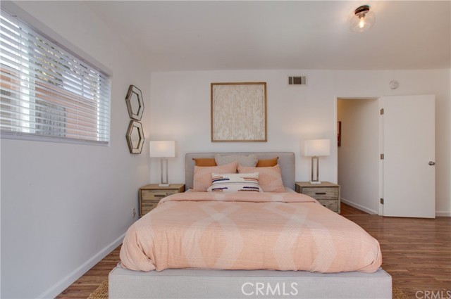  Income Home for Sale in Los Angeles, California