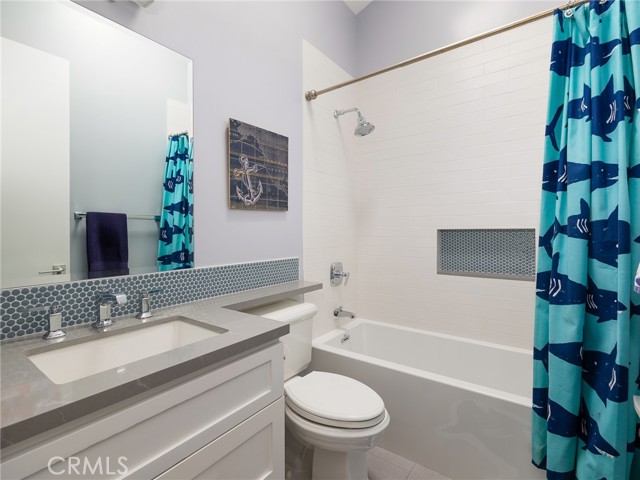 801 18th Street, Manhattan Beach, California 90266, 4 Bedrooms Bedrooms, ,4 BathroomsBathrooms,Residential,Sold,18th,SB24108757