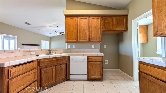 Detail Gallery Image 9 of 39 For 18292 Verano, Hesperia,  CA 92345 - 3 Beds | 2 Baths