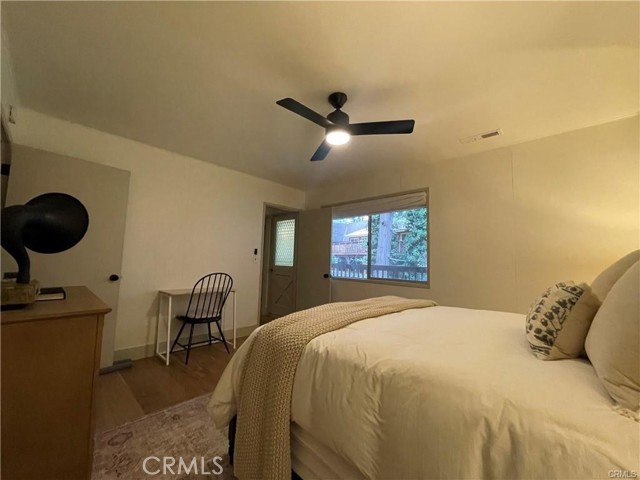 938 Balfrin Drive, Crestline CA: https://media.crmls.org/medias/251d43f8-9a52-442a-a969-615d578f00e4.jpg