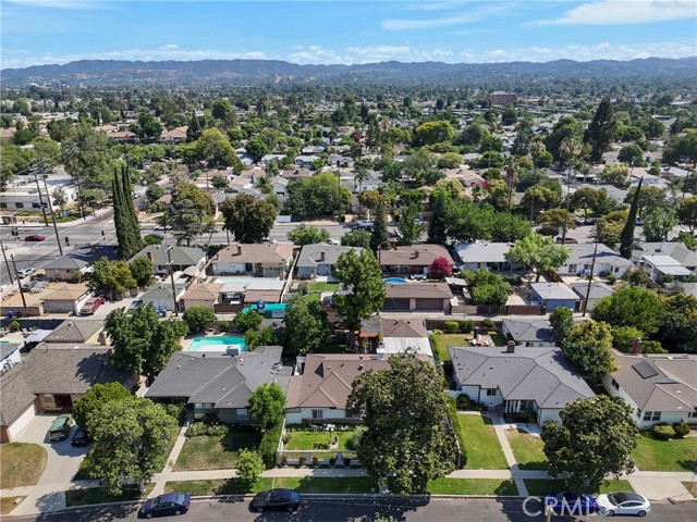 Detail Gallery Image 58 of 59 For 19120 Hartland St, Reseda,  CA 91335 - 5 Beds | 3 Baths