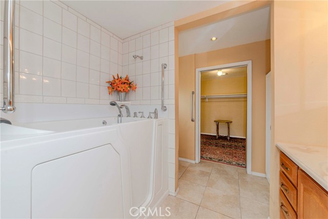 Detail Gallery Image 37 of 54 For 1511 W Hill Ave, Fullerton,  CA 92833 - 3 Beds | 3 Baths