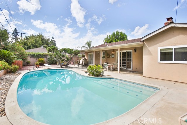 Front Image Thumbnail for CROC25226692