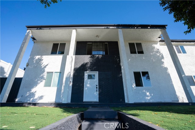 Detail Gallery Image 3 of 50 For 16235 Plummer, North Hills,  CA 91343 - 7 Beds | 5 Baths