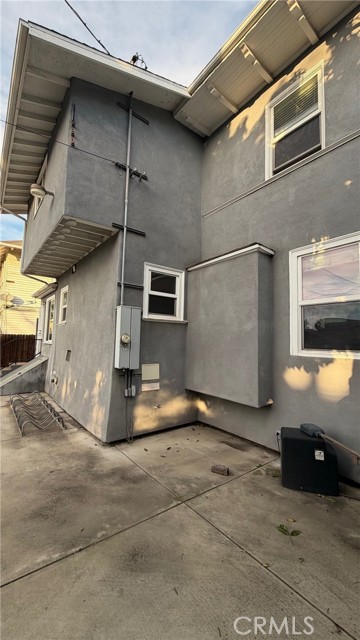 Detail Gallery Image 28 of 39 For 2641 S Catalina St, Los Angeles,  CA 90007 - 7 Beds | 4 Baths